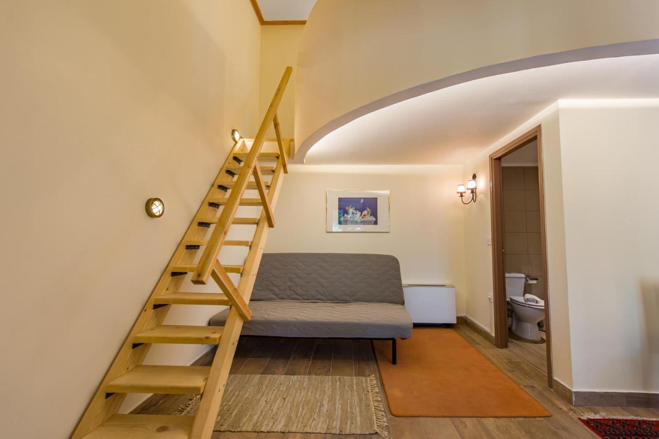 Rocabella Hellinikon Country Hotel Ngoại thất bức ảnh