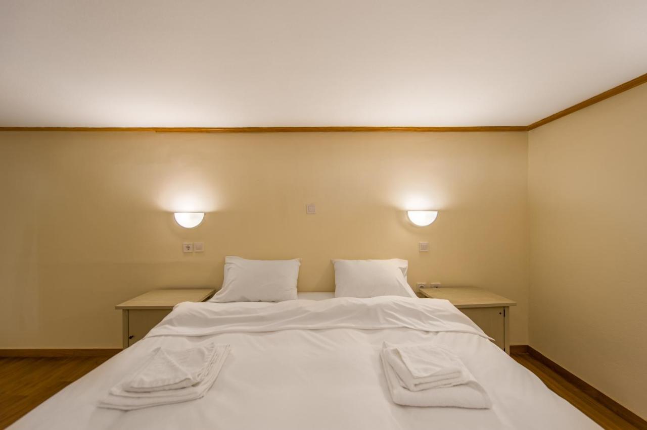 Rocabella Hellinikon Country Hotel Ngoại thất bức ảnh